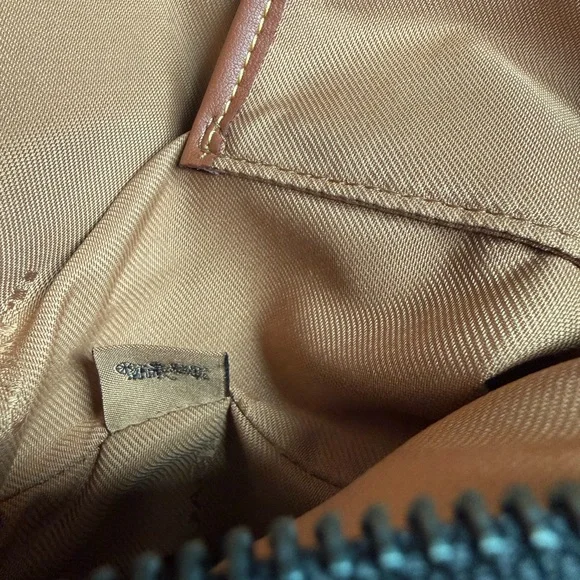 Coach Cary Shoulder Bag Gunmetal - Picture 14 of 16